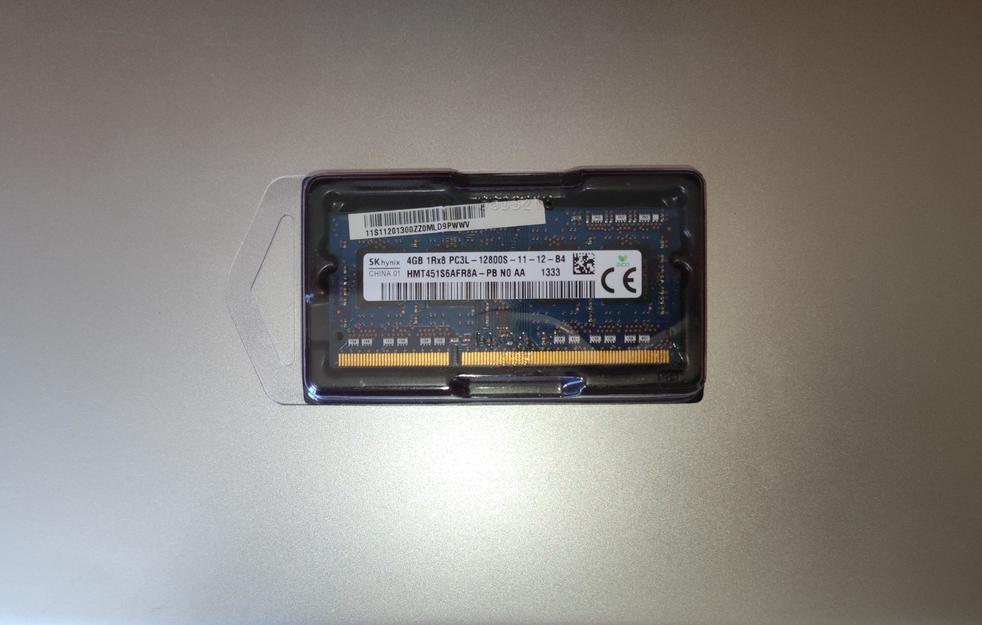 ОЗУ 4GB DDR3 1600MHz SK hynix SODIMM | Як нова