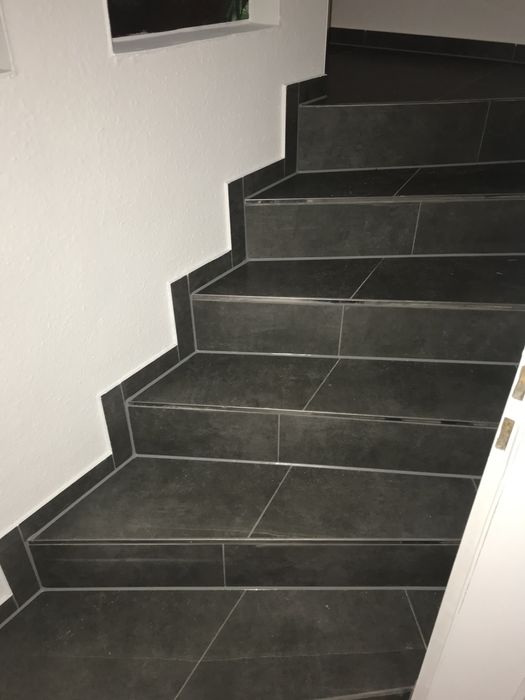 РЕМОН  квартир офісів та будинків відновленя приміщень