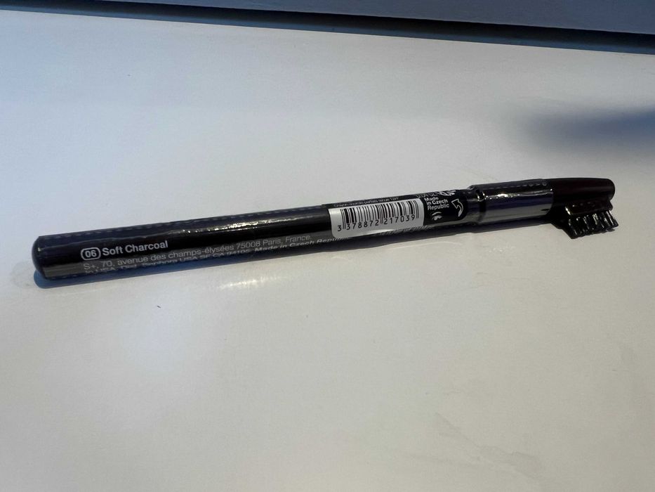 Sephora Collection Kredka O 12godzinnej trwałości Do brwi z grzebykiem