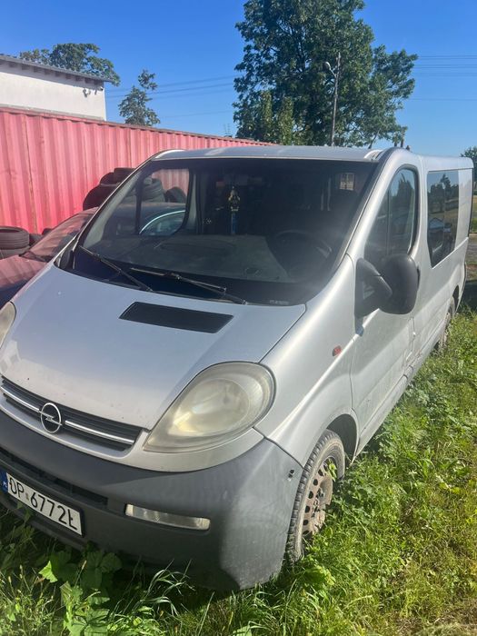 BUS 6 os Opel Vivaro 1,9 disel