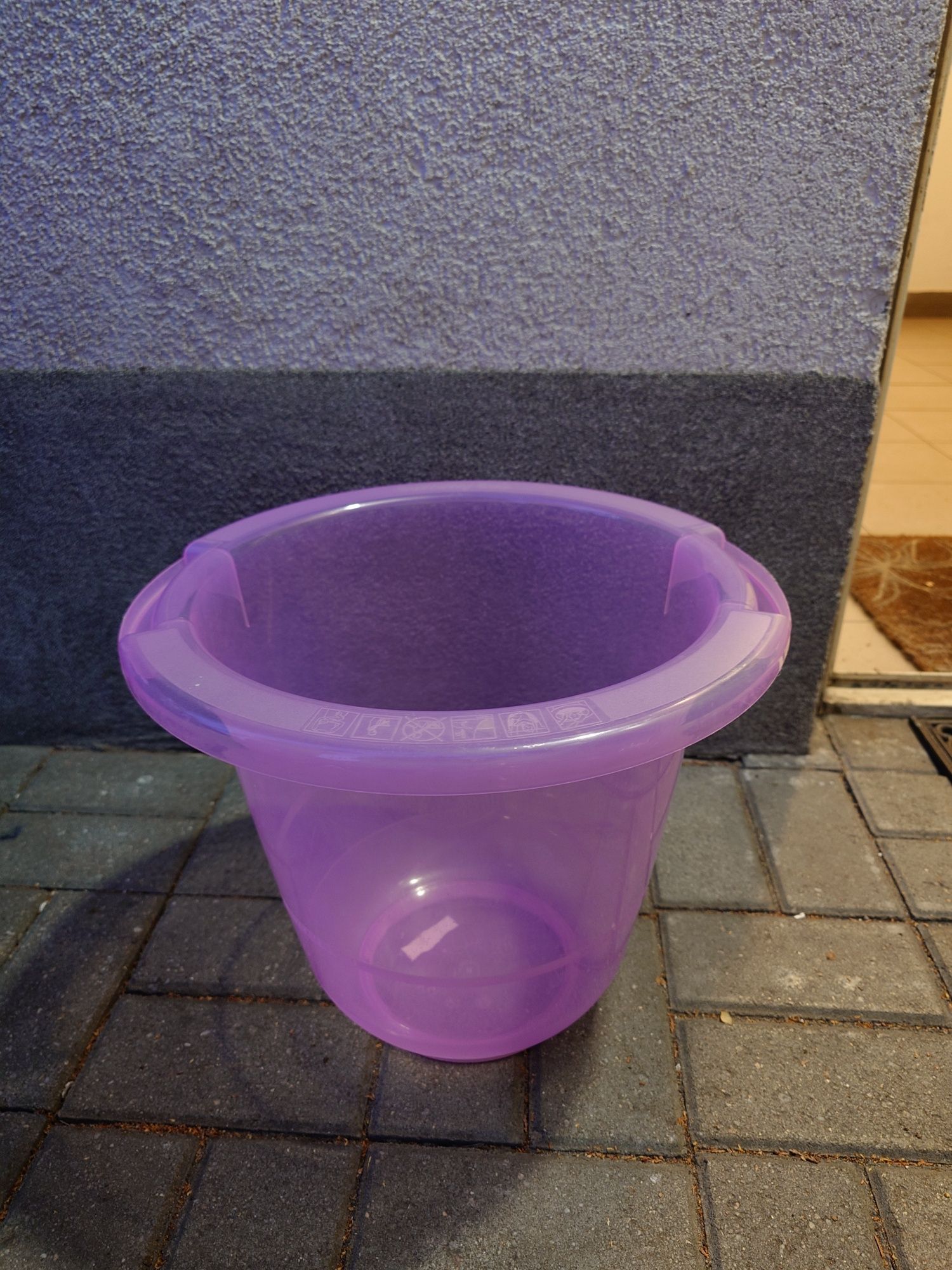 Wiaderko do kąpieli niemowląt Tummy Tub