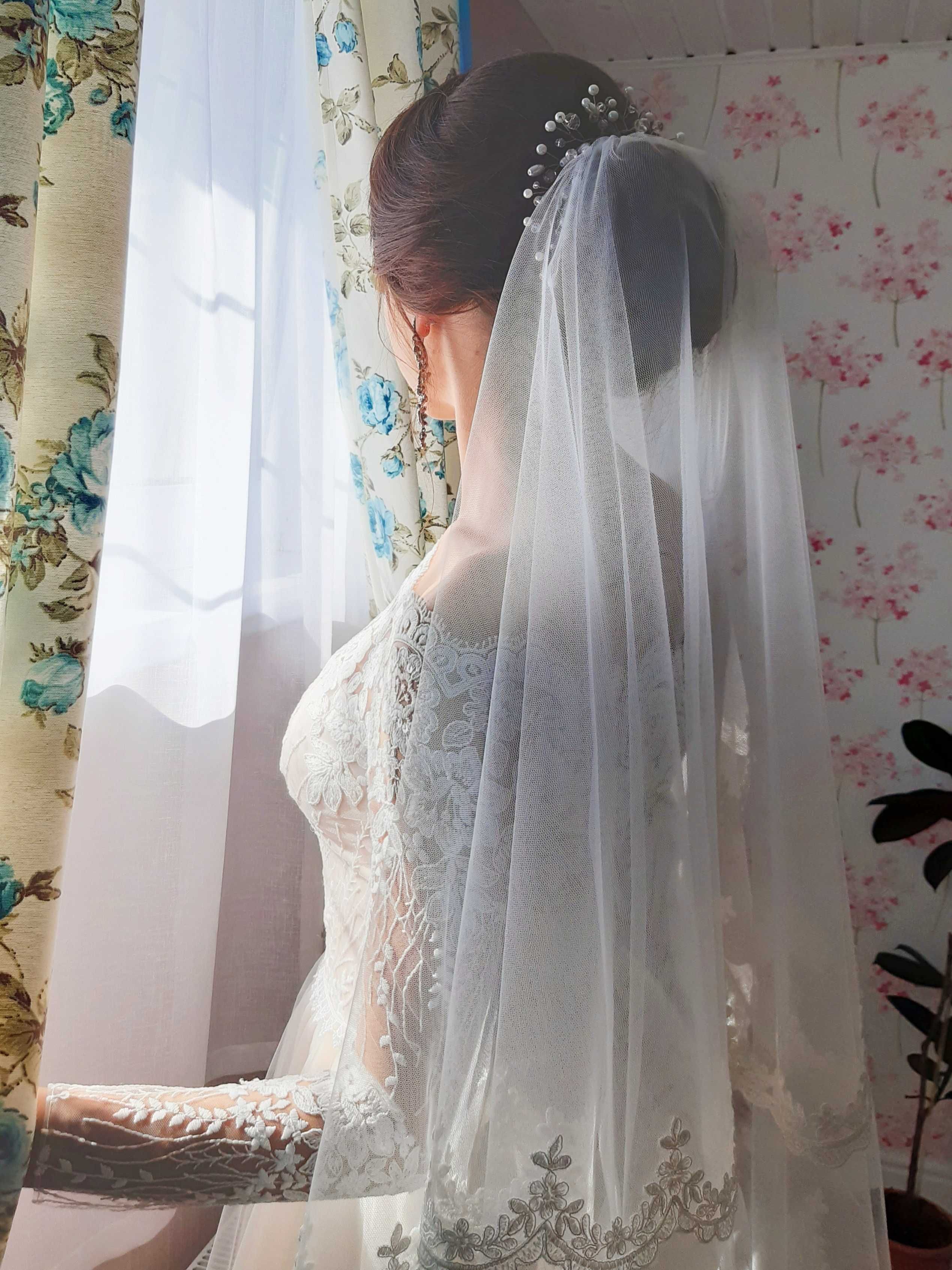 Весільна сукня плаття