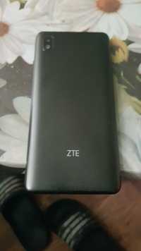 Продам телефон ZTE Blade L210 2/32g на запчастини