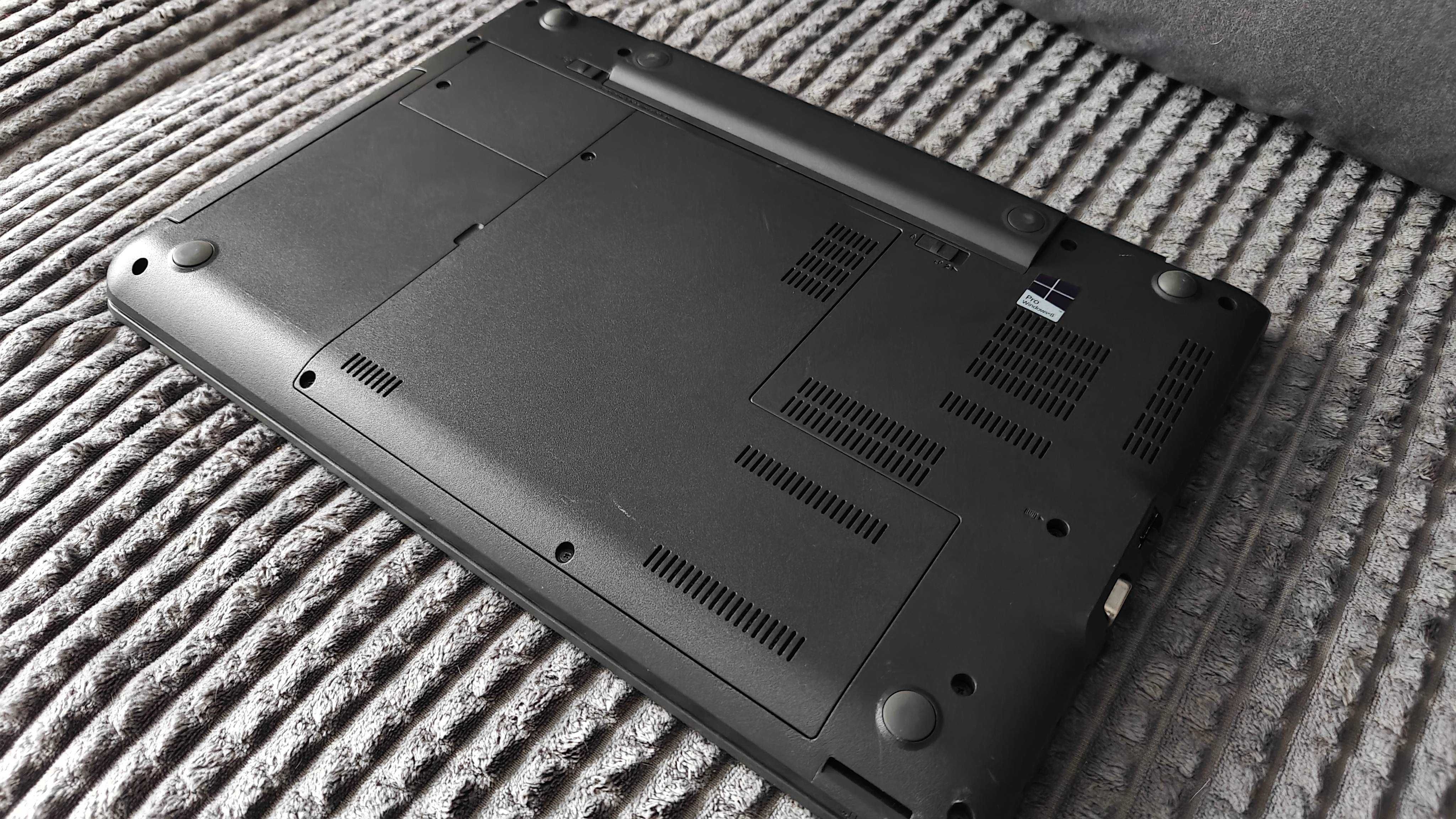 Laptop Lenovo ThinkPad E550 – i5/8 GB RAM/256GB SSD/Win10 Pro/torba