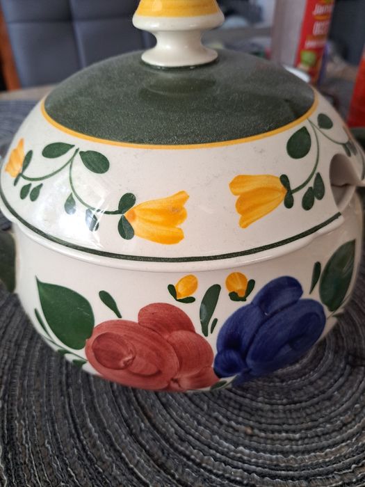 Villeroy&Bosch waza .6 talerzy