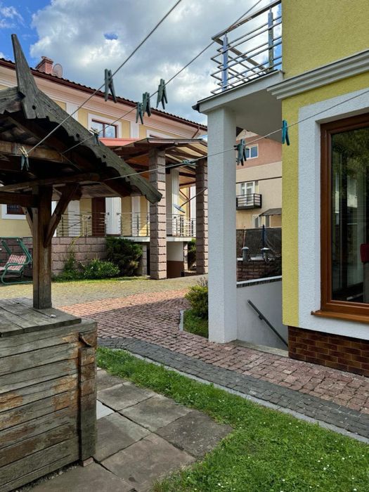 Оренда чудового будинку особнякового типу в центрі м.Сколе