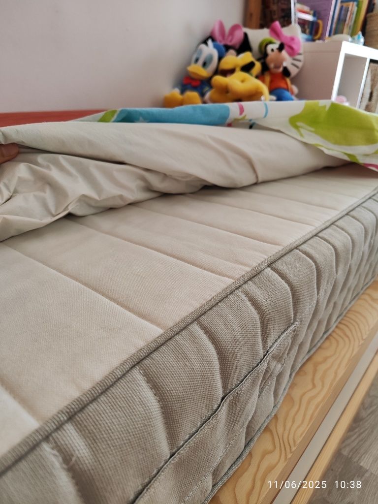 Colchão de molas firme IKEA - pouco uso