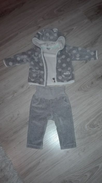 Dresik welurowy szary