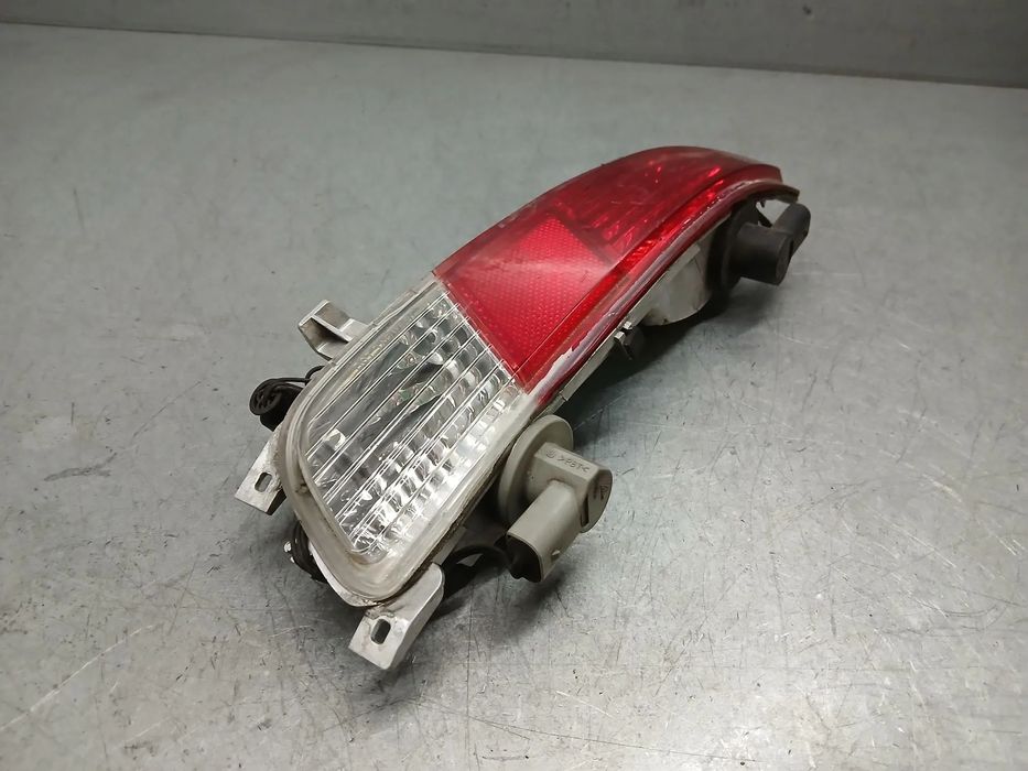 Farolim nevoeiro trás direito BMW 6 (E63)