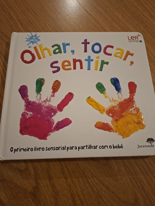 Livro sensorial Olhar Tocar Sentir