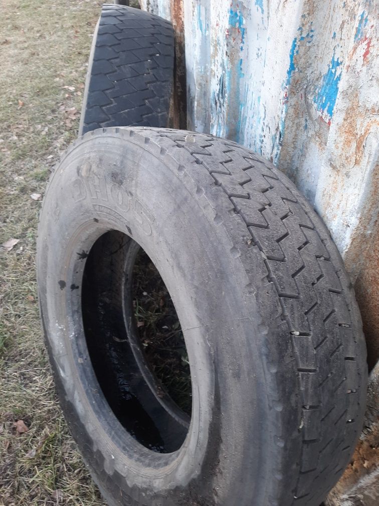 Вантажні шини 2шт 295/80 R 22.5 Продам не дорого