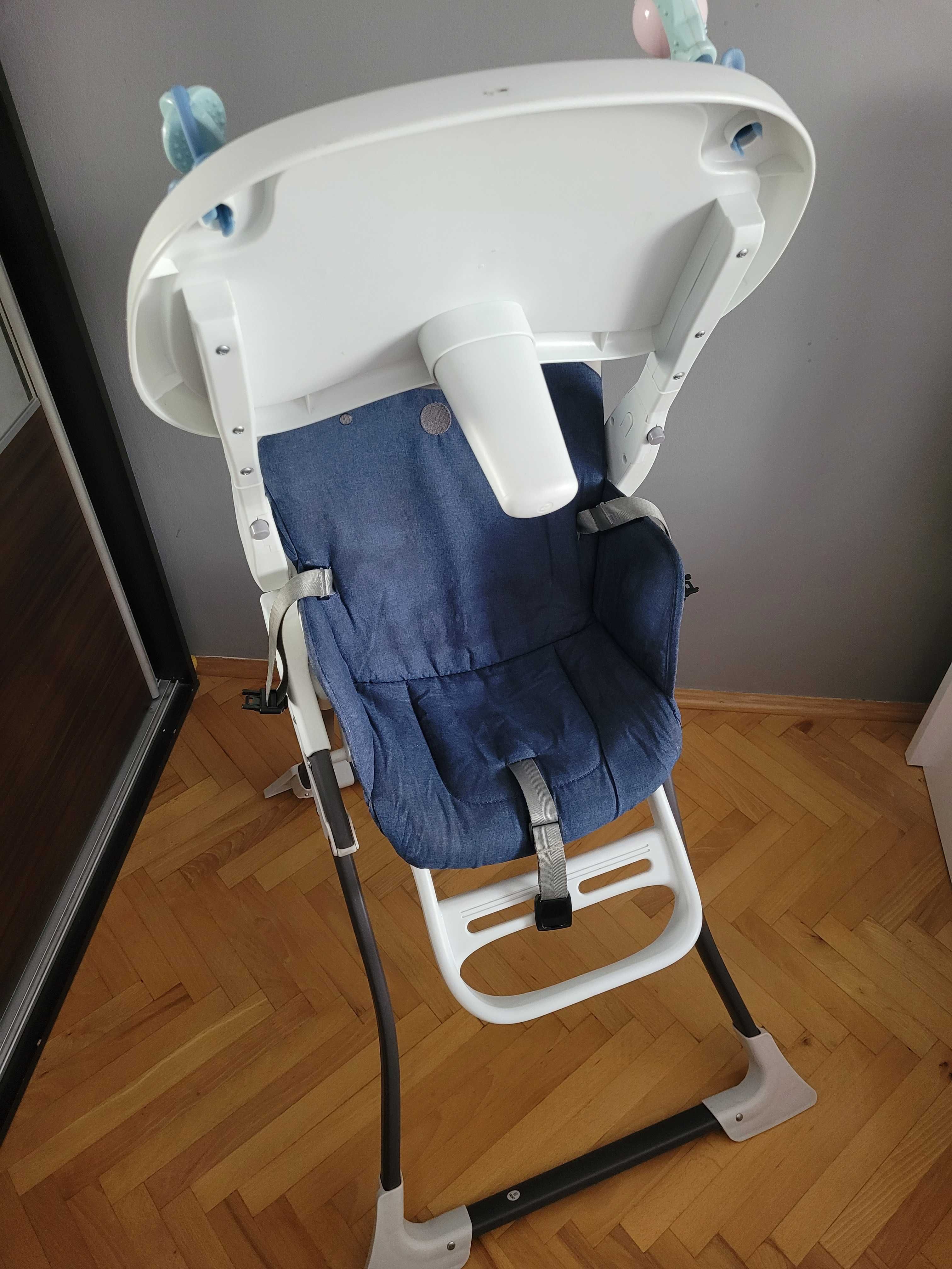 Krzesełko do karmienia  dla dziecka
