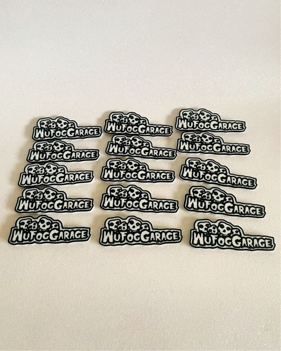 Placas de parede e chaveiros personalizados
