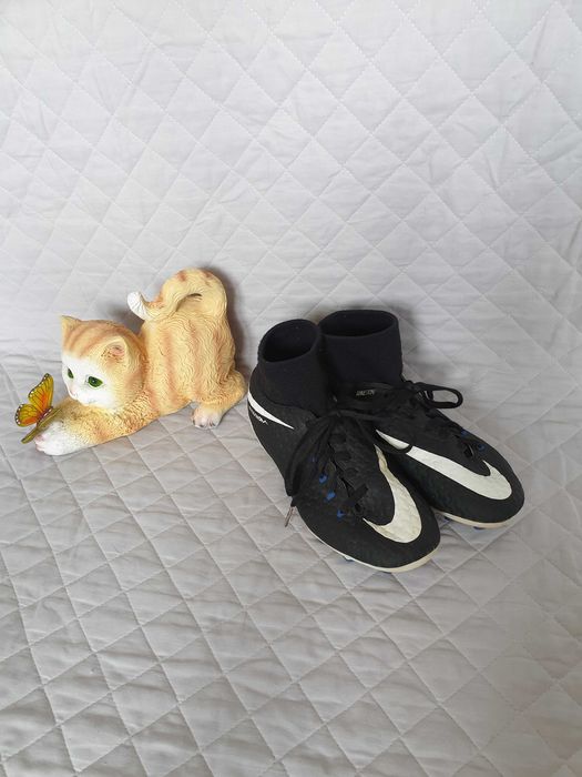 Korki do piłki nożnej Nike hypervenom