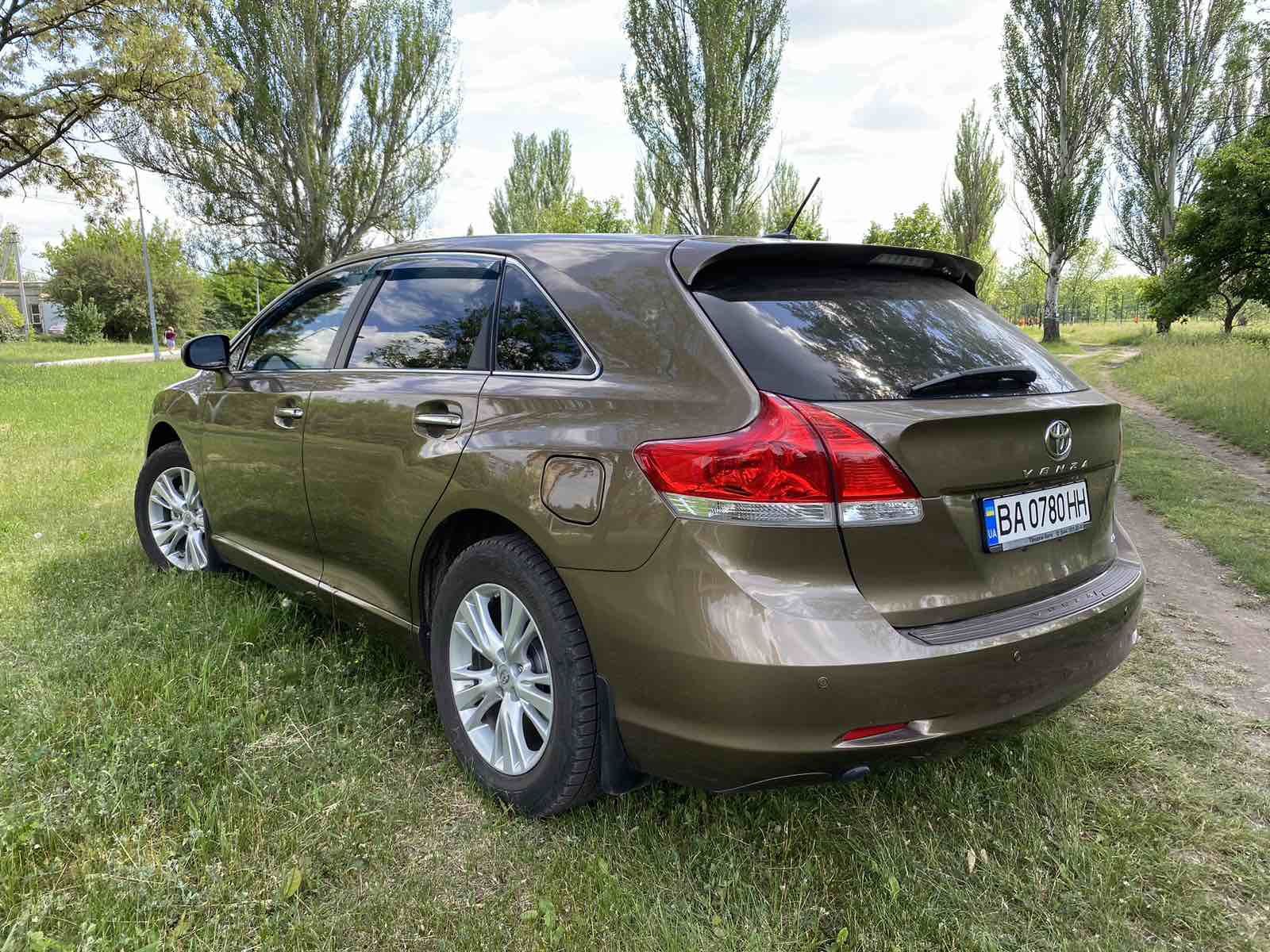 Продам Toyota Venza 2011