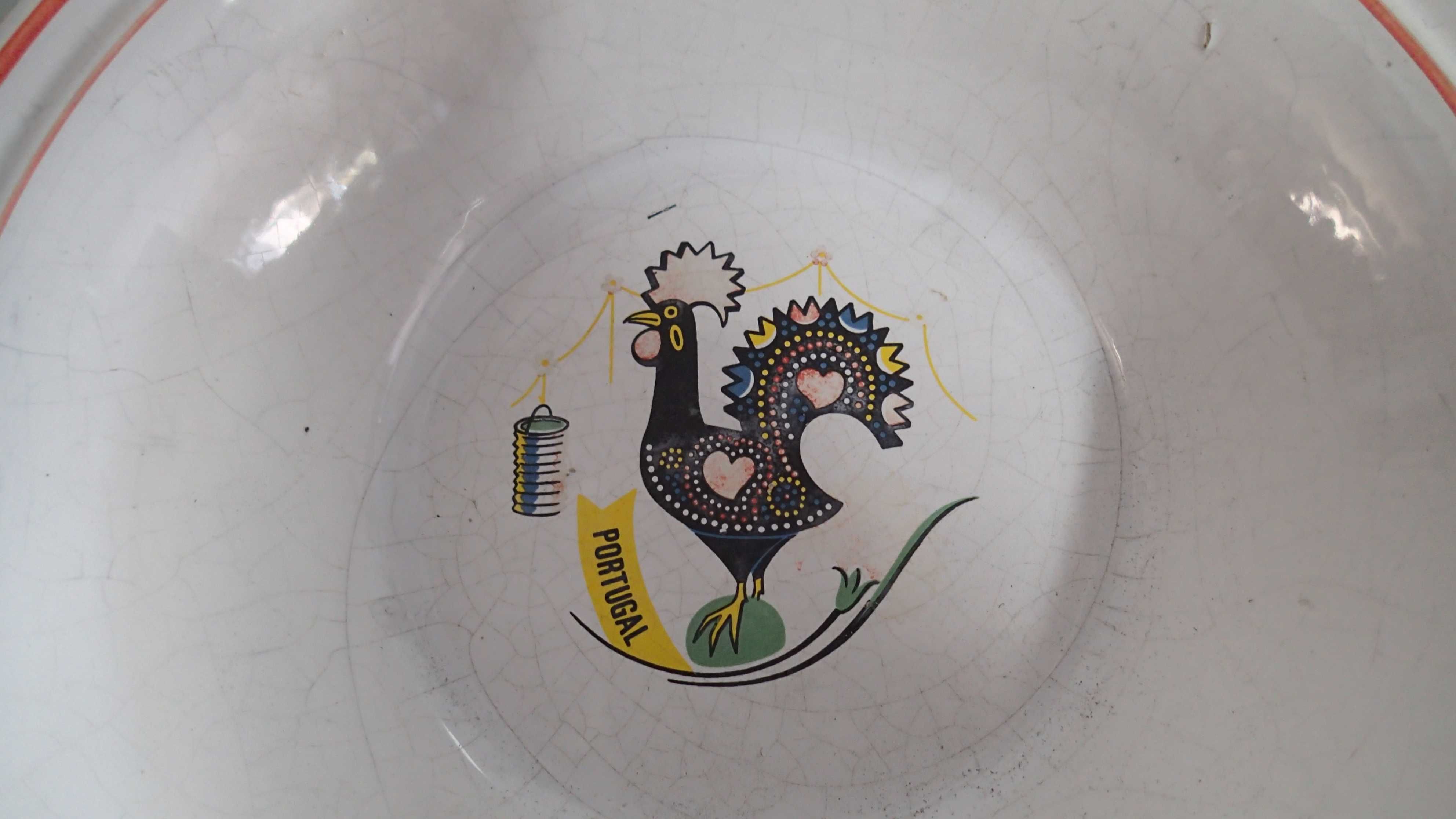 Saladeira antiga da "Cerâmica Capoâ"
