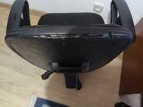 Monitor e cadeira