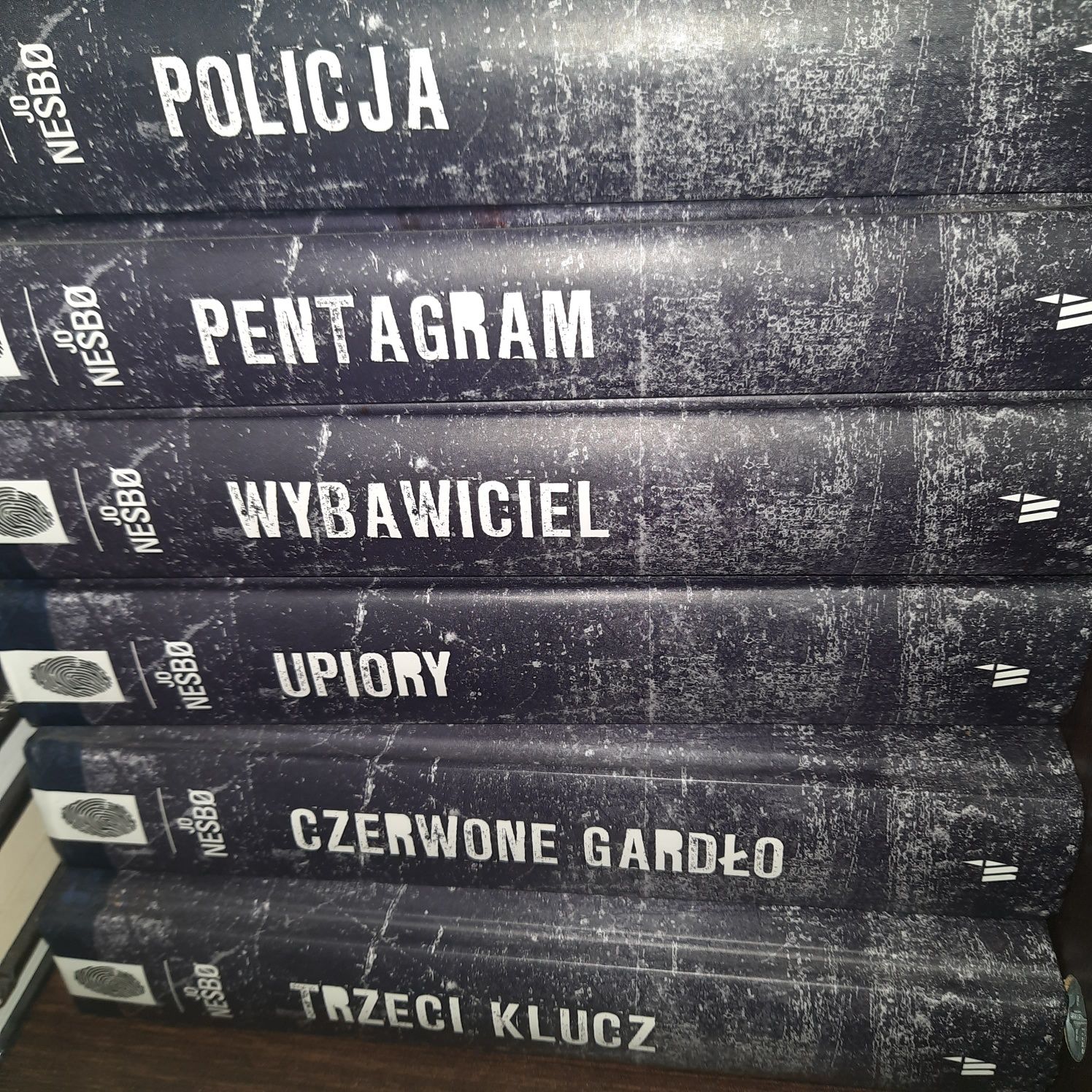 Jo Nesbo 4 sztk książki kryminały twarda oprawa