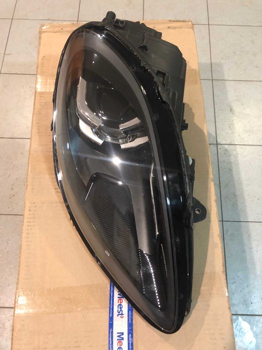 Фара правая Porsche Macan 2019 2020 года, светодиодная