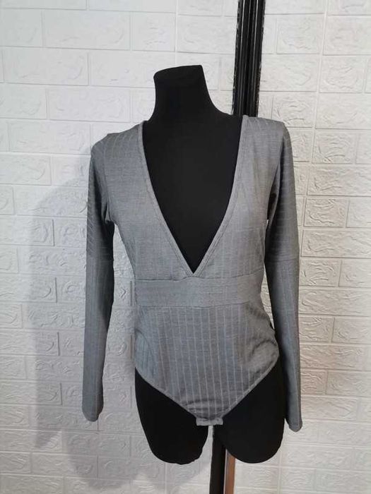 Bluzka body seksowne dekolt rozmiar XL nowe cena 18 zł