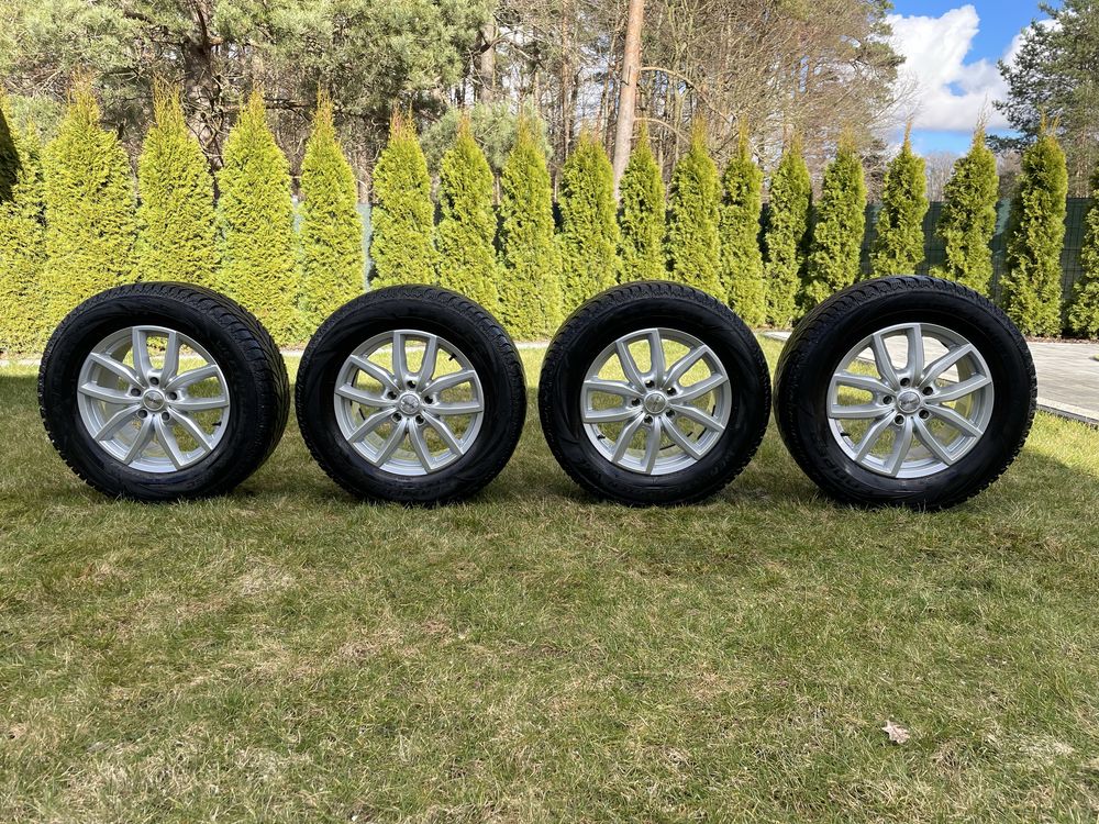 Opony zimowe z felgami  265/60/18 do Jeep Grand Cherokee Stan BDB !!