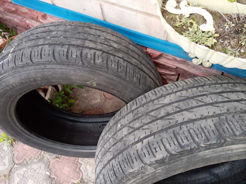 Шины 4 шт. 235/55 R19