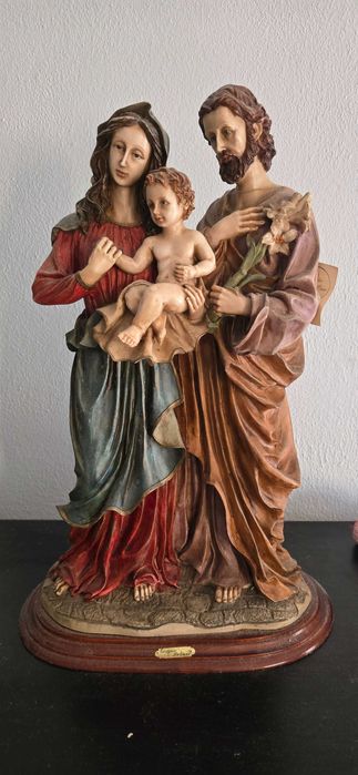 Estatueta Sagrada Familia - escorpião de ouro