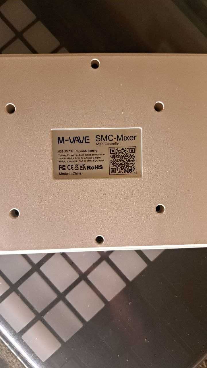 M-Wave SMC Mixer - Kontroler MIDI USB Bluetooth