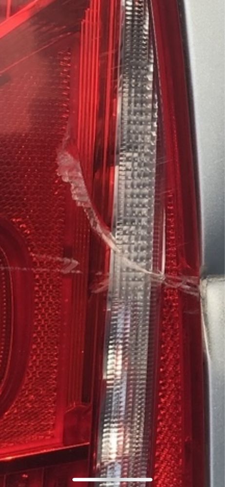 VW PASSAT B7 kombi lampa lewa tył led