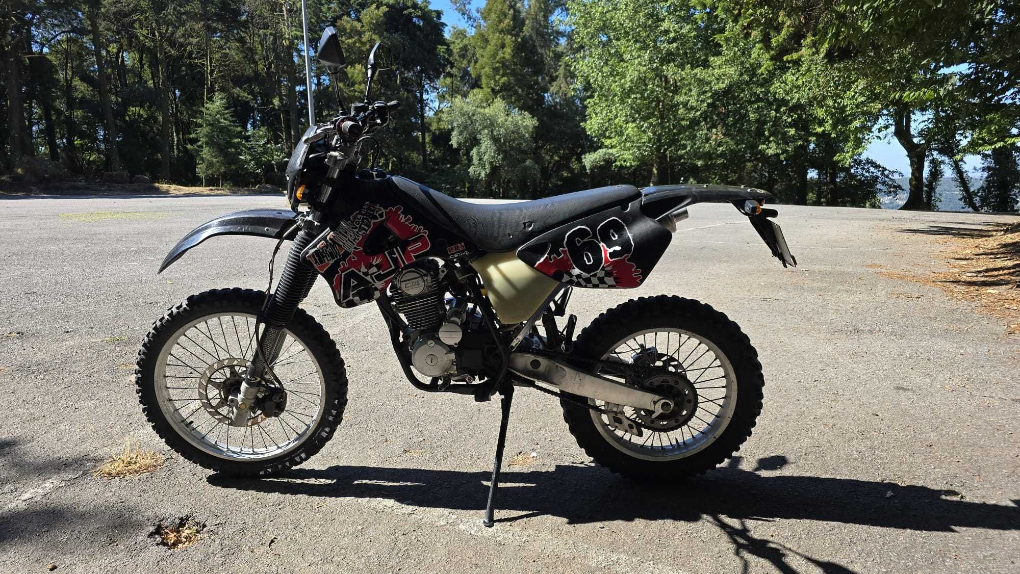 AJP 125 Enduro (2008)