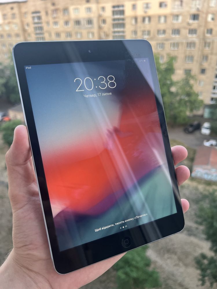 Продам Ipad mini 2 16GB Ідеал