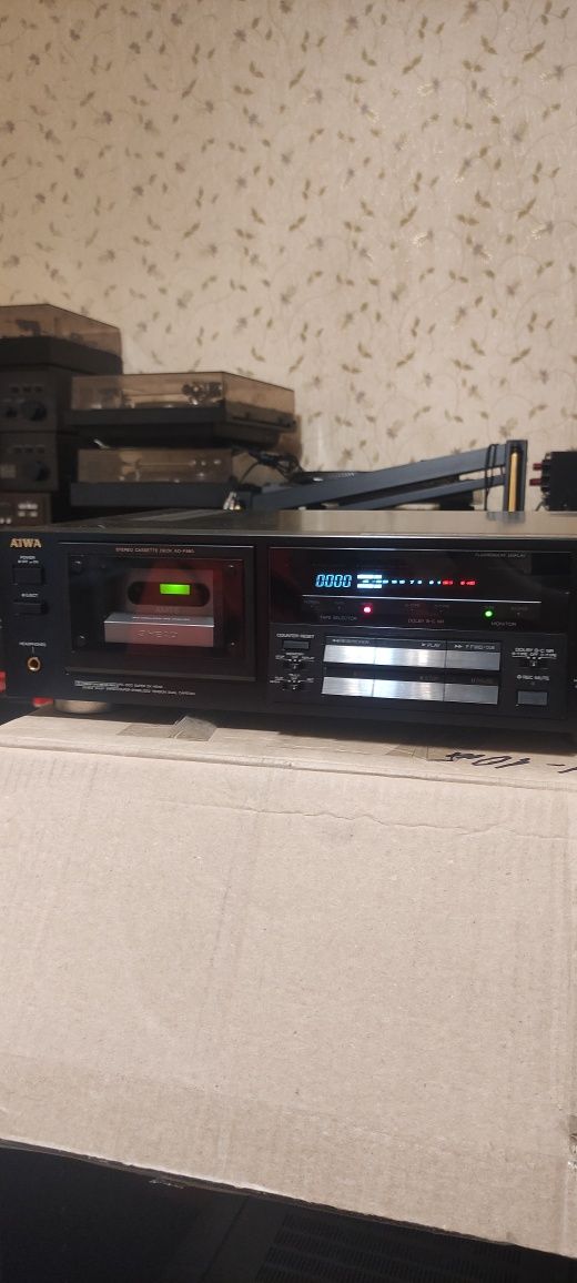 Кассетная дека AIWA AD F880