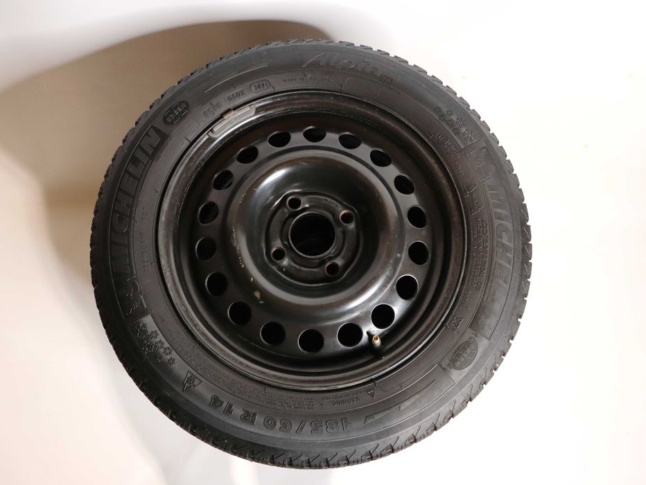 Michelin Alpin A4 185/60 R14 82T + Диски GM 4x100 Et49