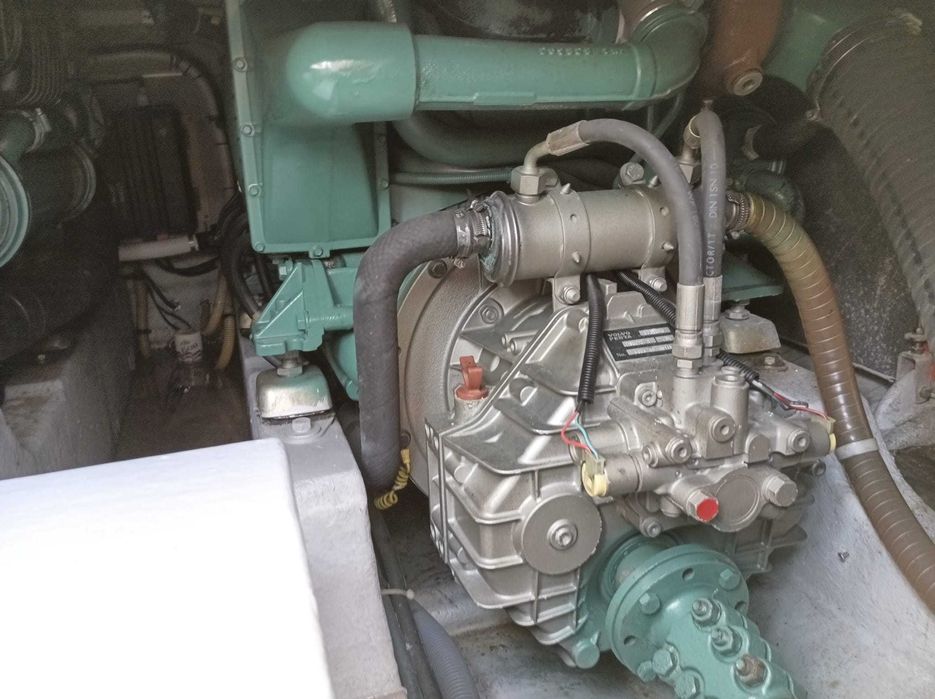 Barco de recreio Rodman 900, excelente. Equipado para a pesca ludica.