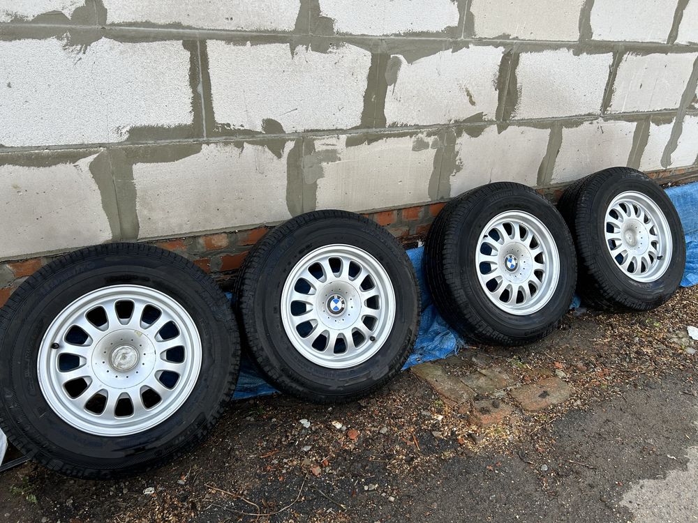 Barum vanis 2 205/70 r15C на дисках bmw e46