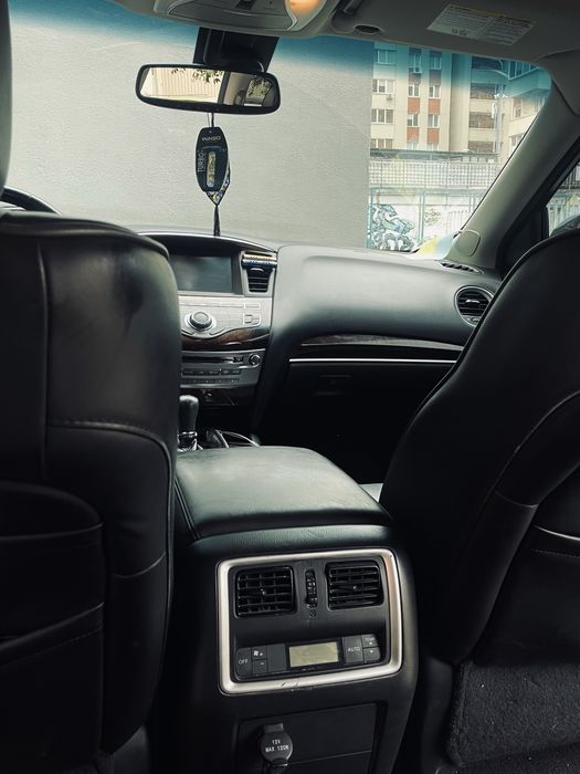 Infiniti QX60 2015 7 місць