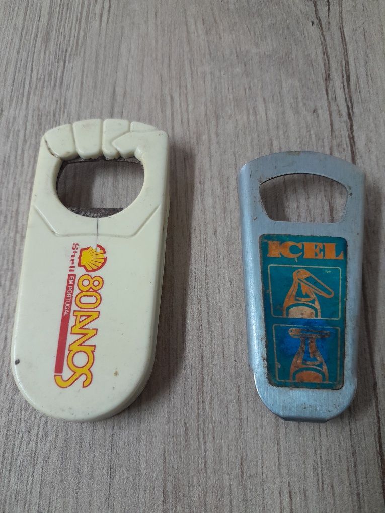 Conjunto de duas  peças vintage,  saca caricas.