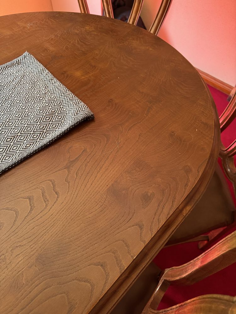 Mesa em cerejeira com 8 cadeiras