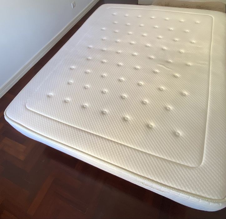 Cama elevatoria com colchão de 150x200cm