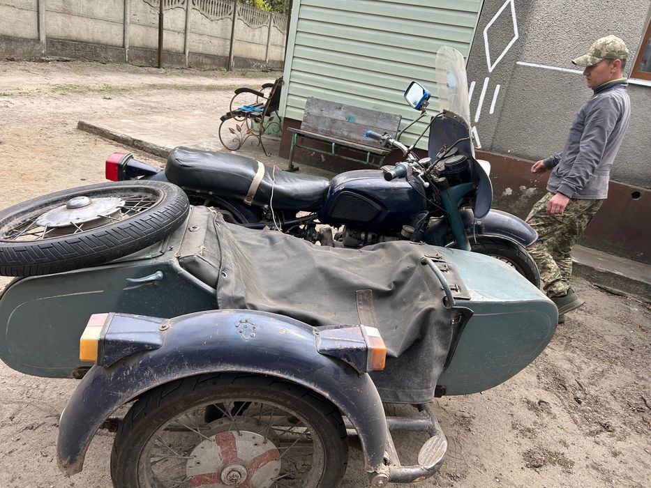 Продається мотоцикл днепр