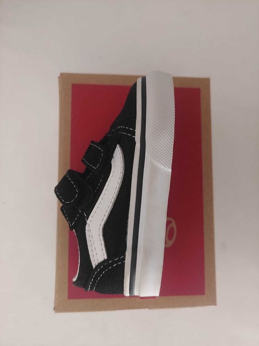 Tenis VANS Bebe pretos NOVOS (tamanho 19)