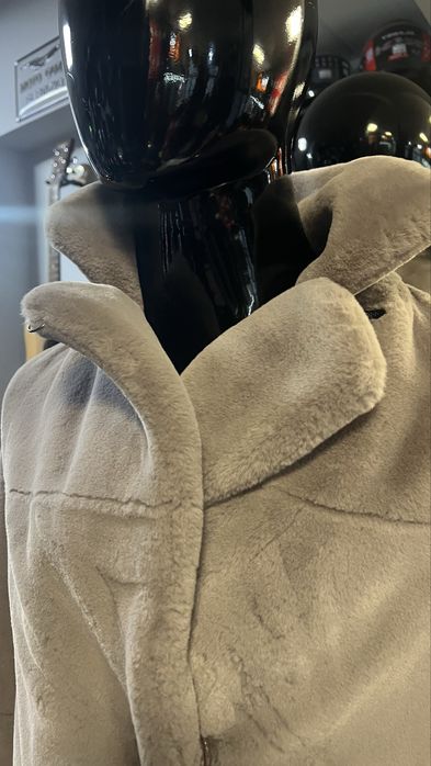 Продам пальто/шубу, розмір xs (42), хороший стан