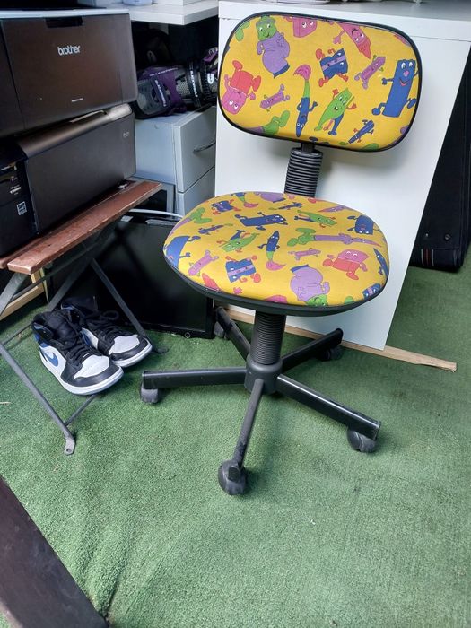 Sprzedam krzesło obrotowe