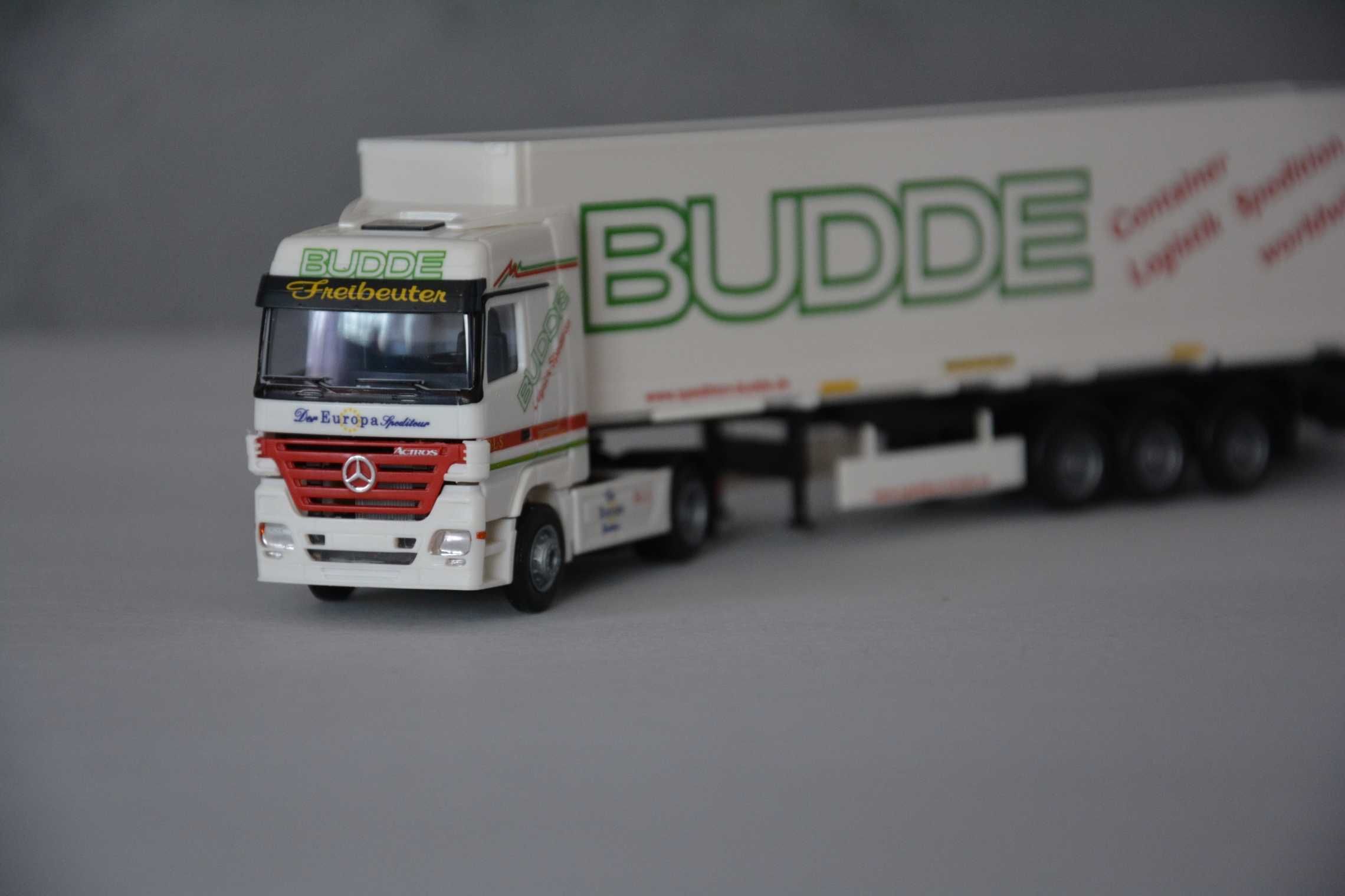 1:87 (H0) AWM 73115 - Mercedes-Benz Actros + kontener 40'ft - Budde