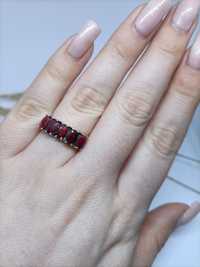 Piękny pierścionek z rubinami ze srebra, srebro 925