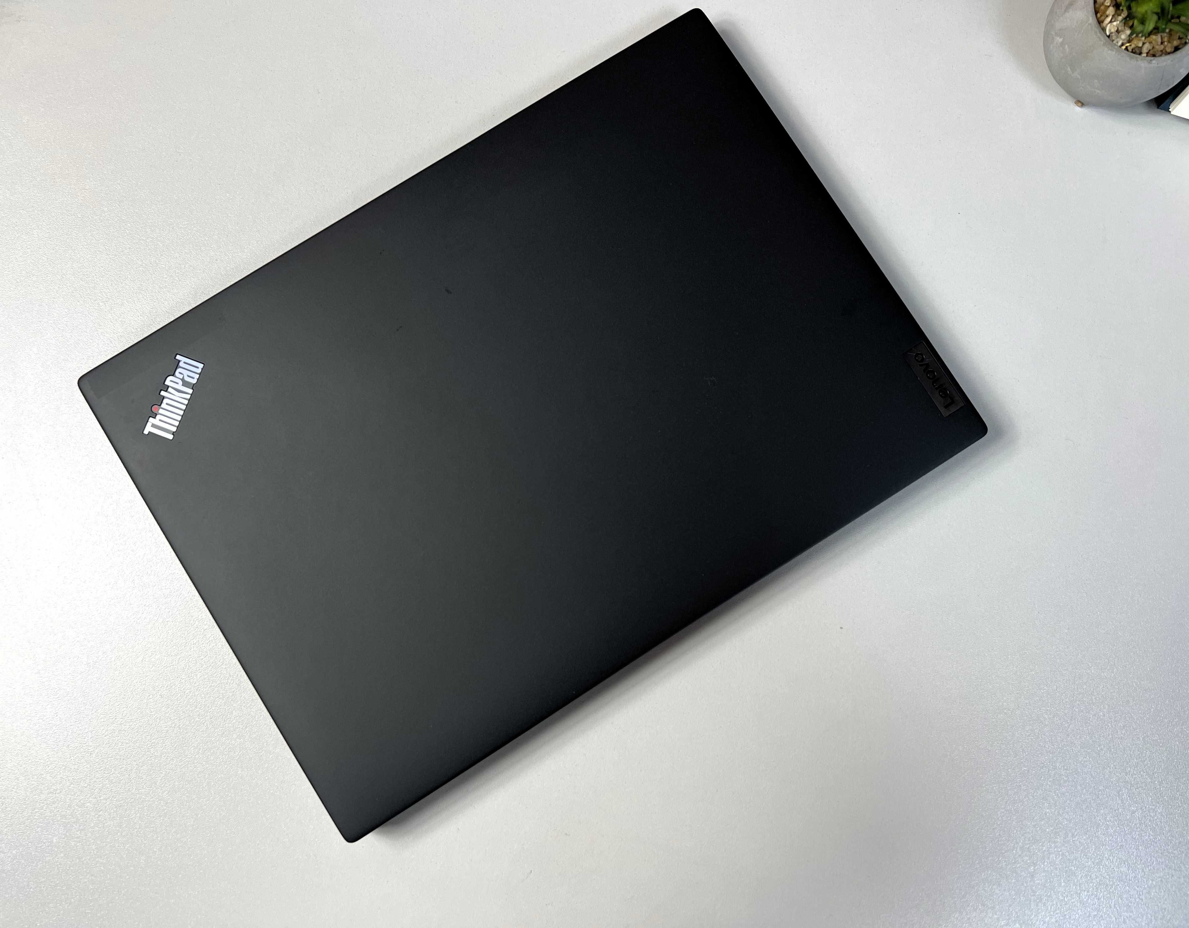 Ноутбук Lenovo ThinkPad T14s Gen 3·i5-1245U*10 ядер·16GB+SSD256·IPS