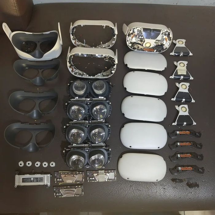 Шолом Quest 2 на запчастини