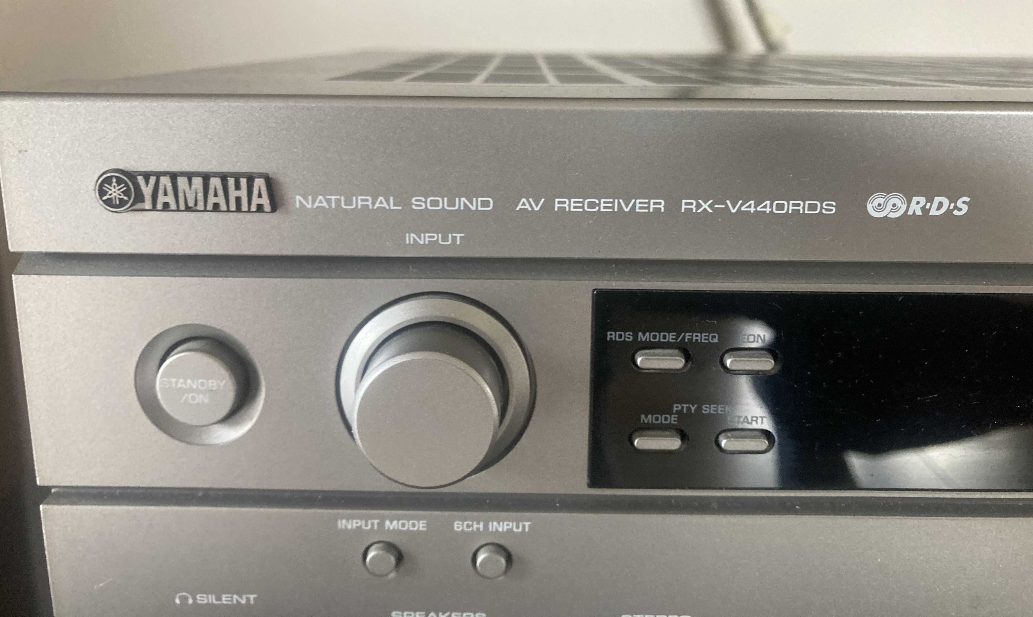 Amplituner Yamaha RX-V440RDS