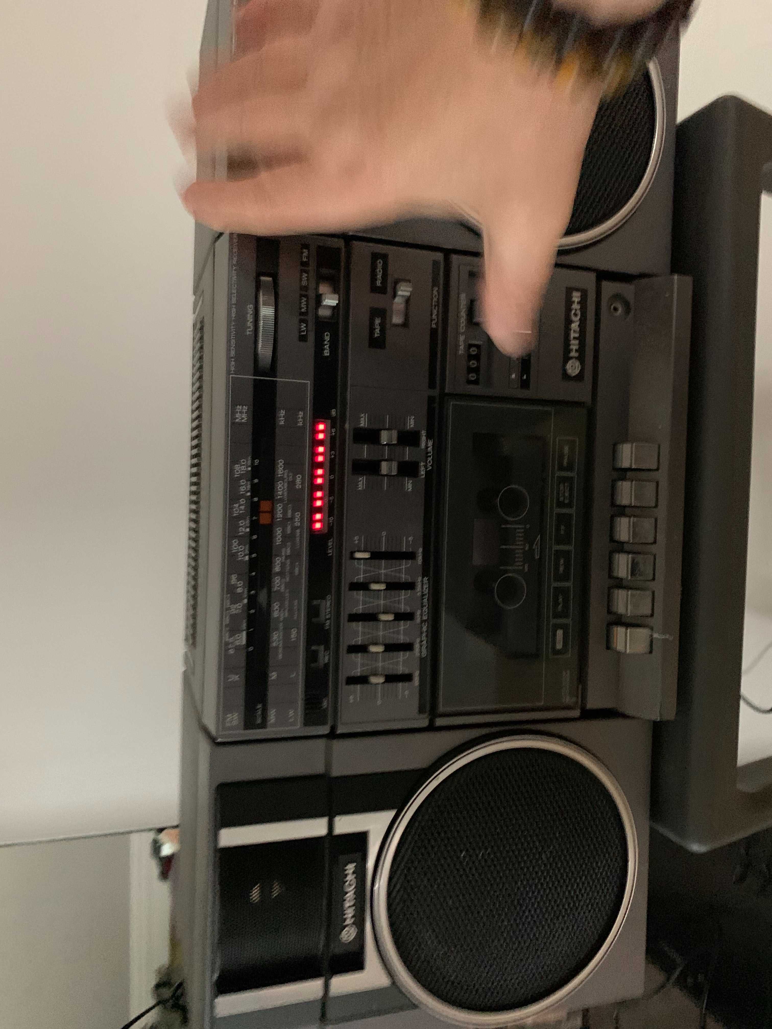 Bombox HITACHI trk-9005e