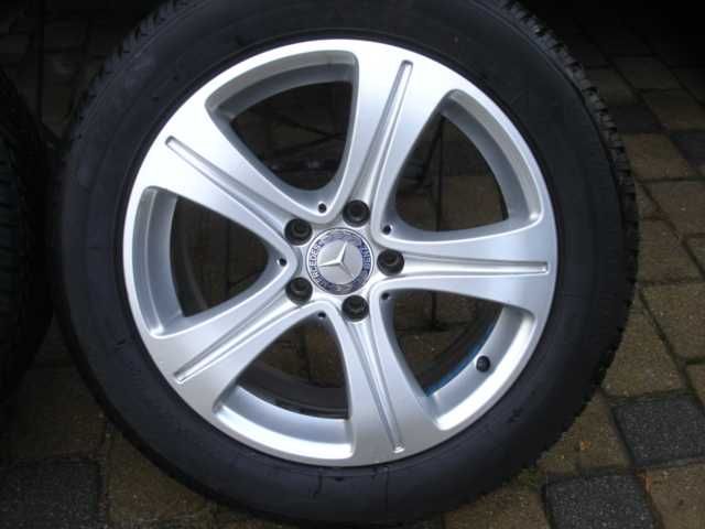 Mercedes alu org. i prawie nowe opony wielosezonowe 225/55/17